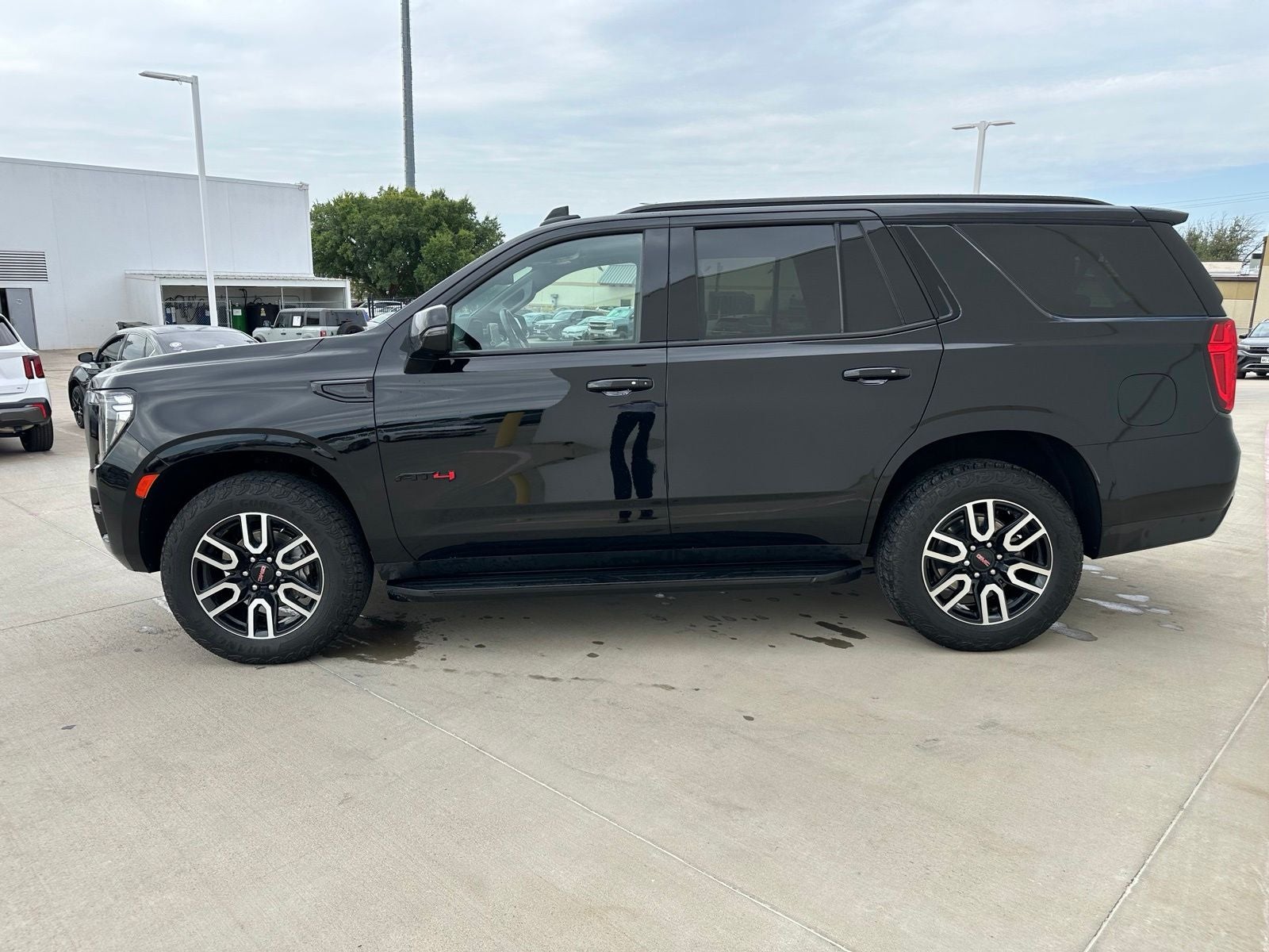 2024 GMC Yukon AT4