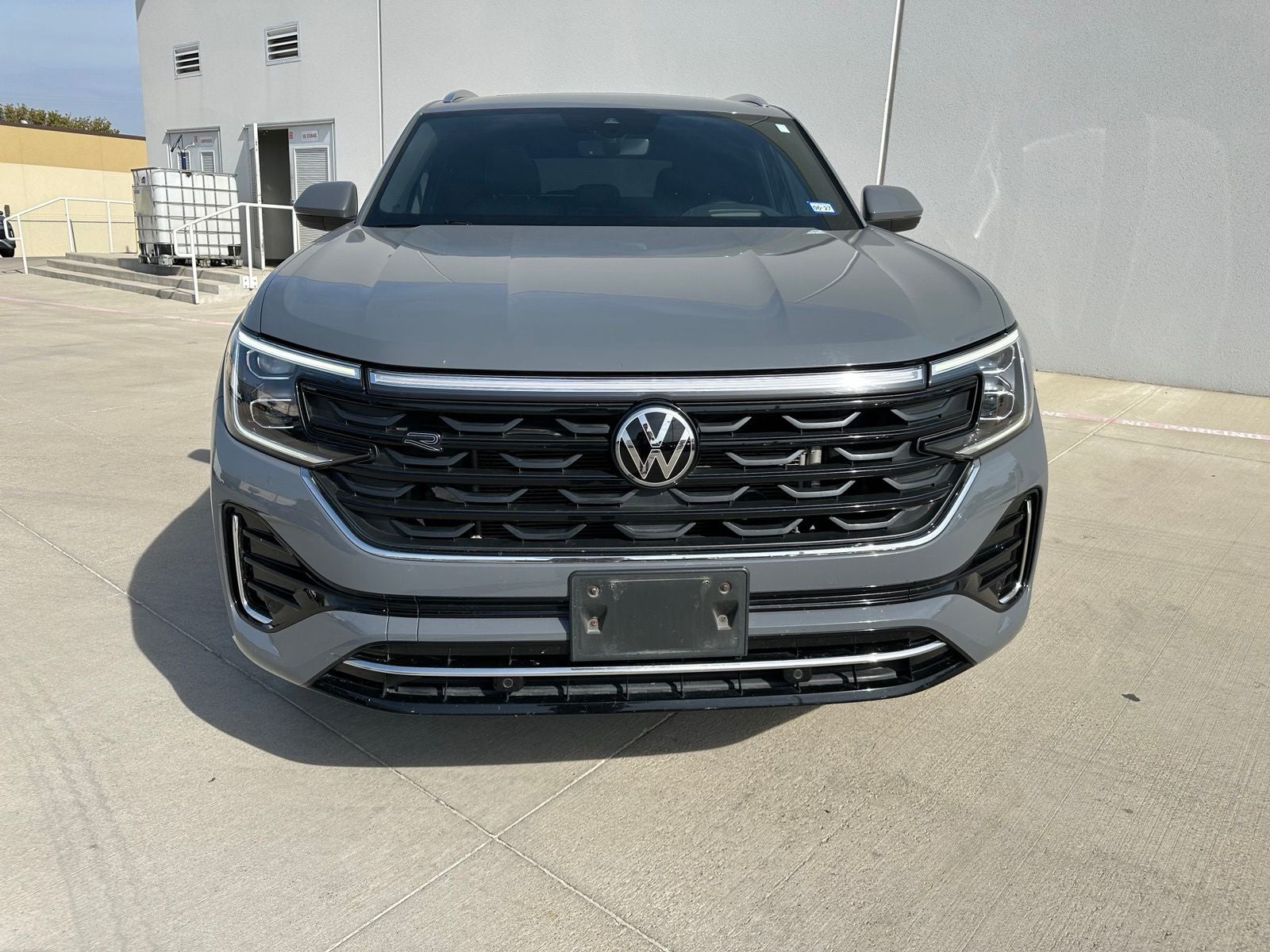 2024 Volkswagen Atlas Cross Sport 2.0T SEL R-Line