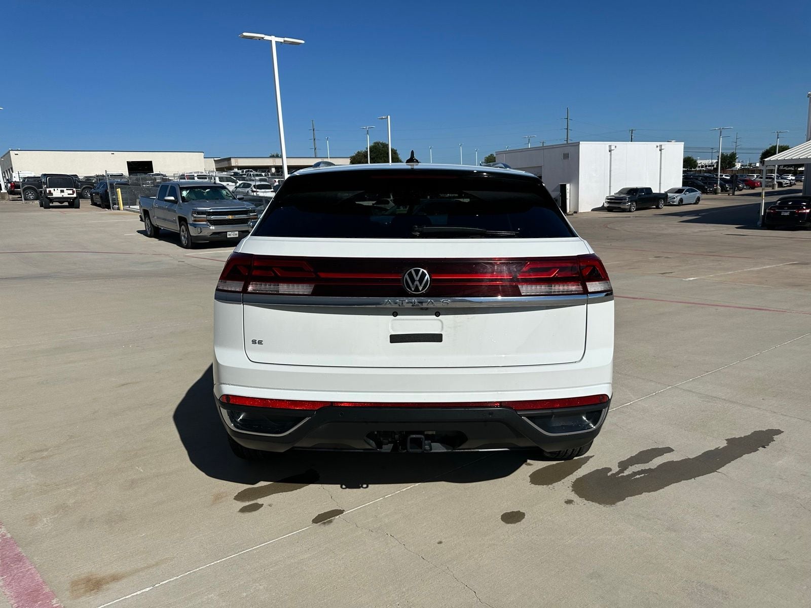 2025 Volkswagen Atlas Cross Sport 2.0T SE w/Technology