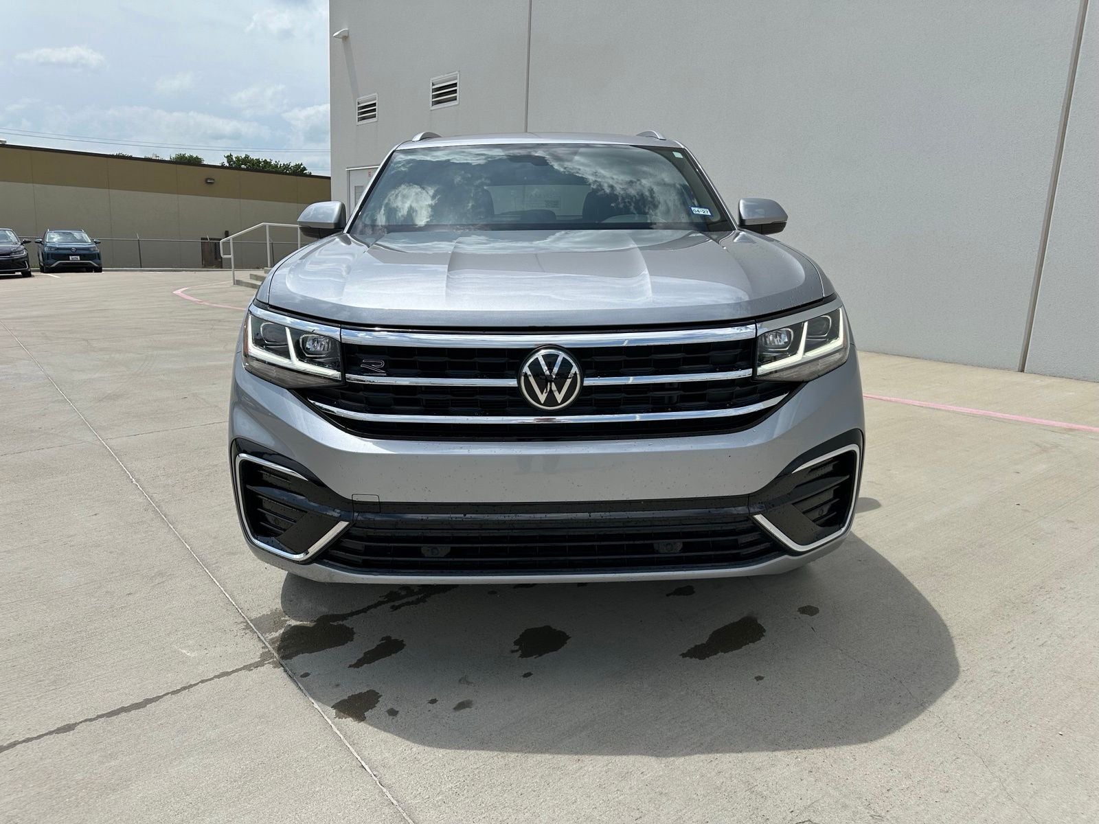 2022 Volkswagen Atlas Cross Sport 3.6L V6 SEL R-Line