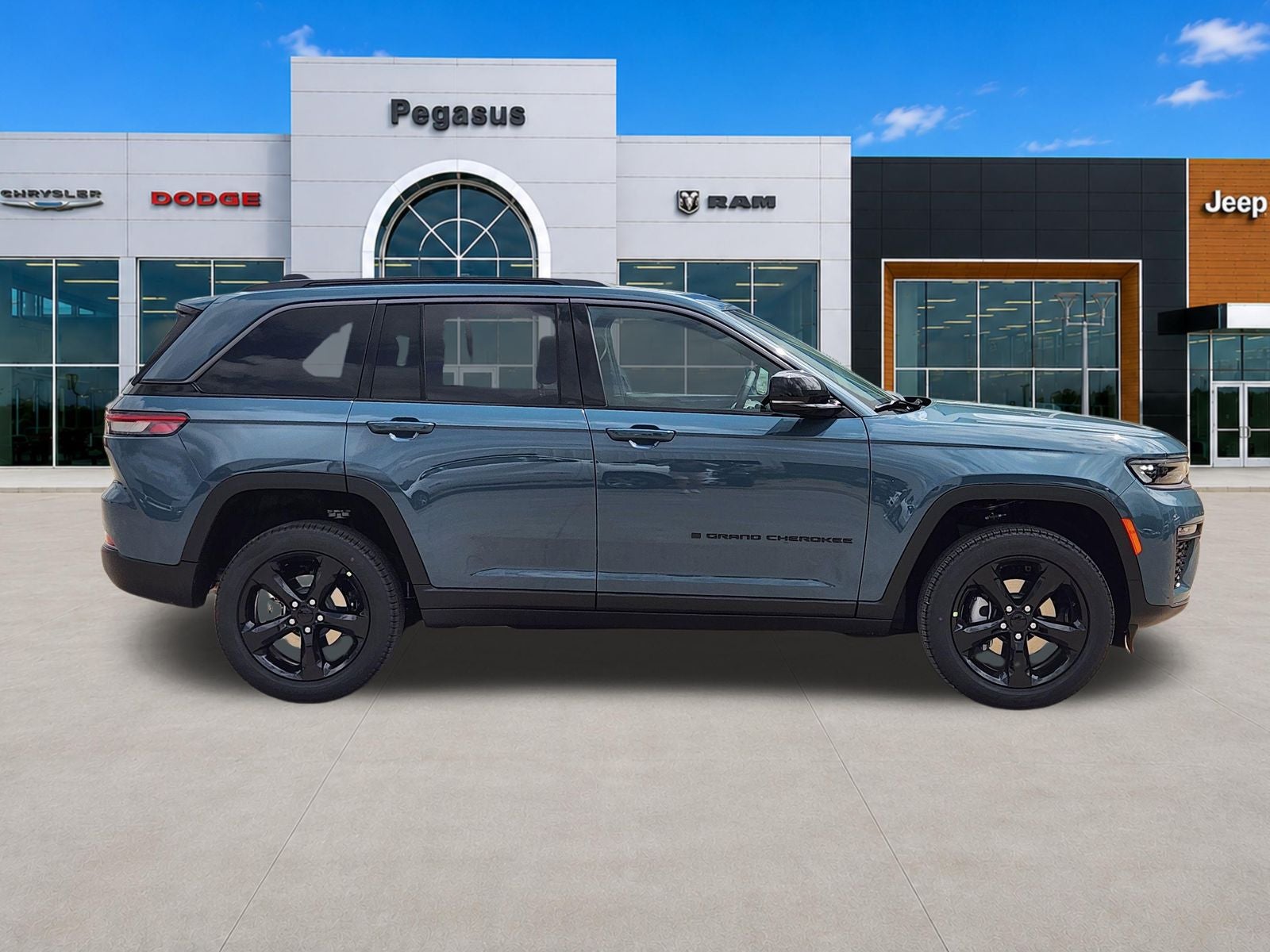 2026 Jeep Grand Cherokee GRAND CHEROKEE LIMITED 4X2