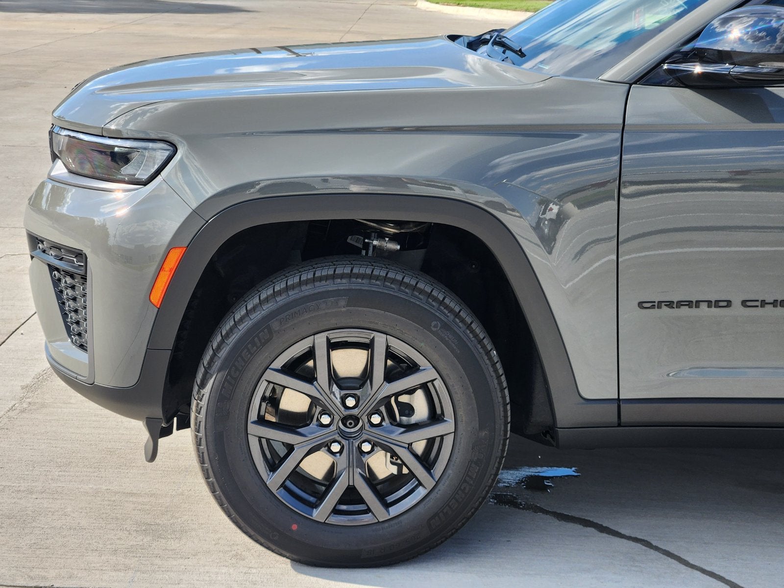 2027 Jeep Grand Cherokee L Laredo Altitude