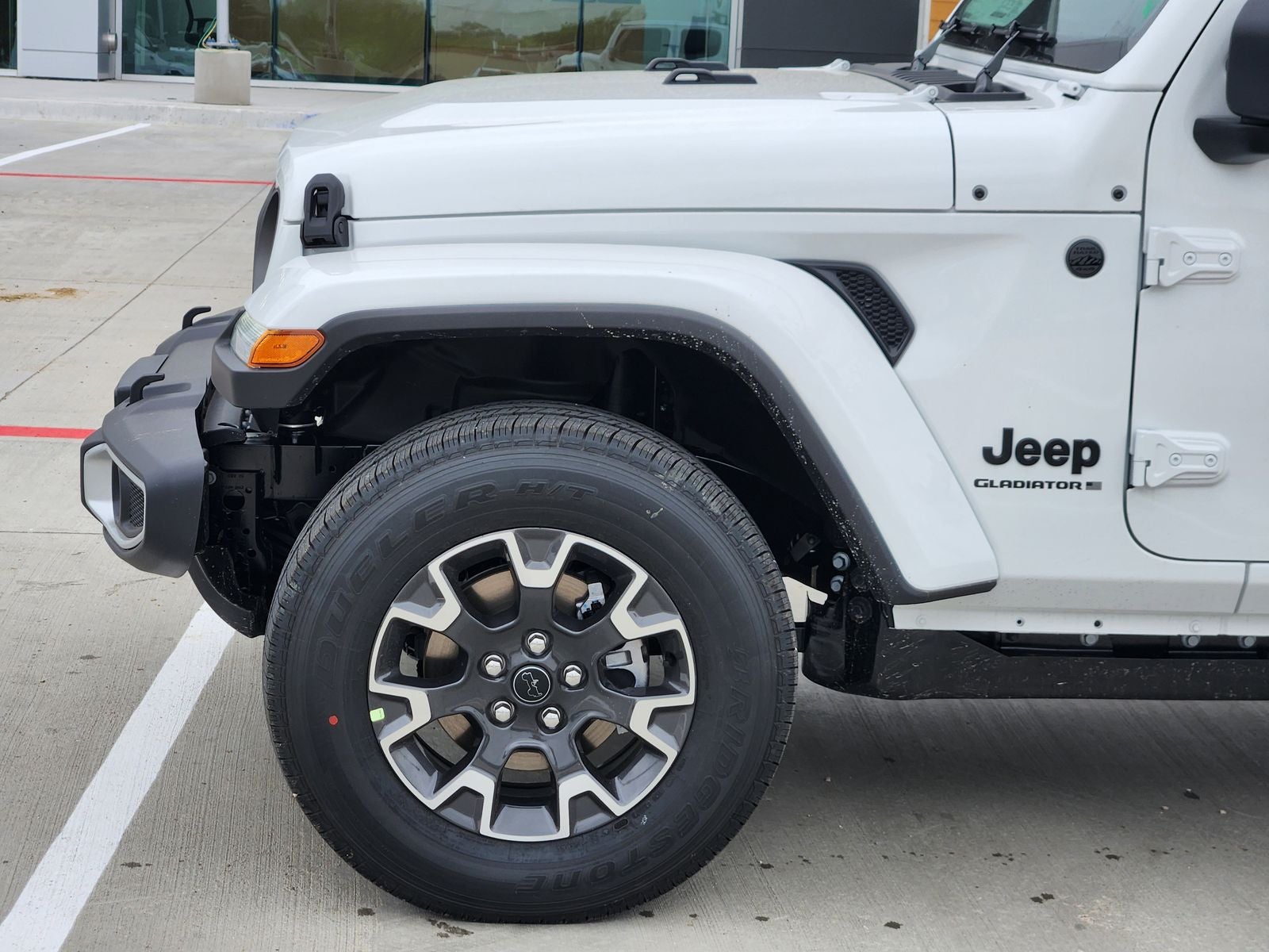 2026 Jeep Gladiator GLADIATOR SAHARA 4X4