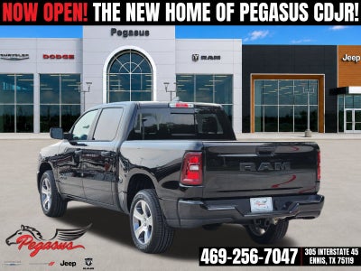 2026 RAM Ram 1500 RAM 1500 EXPRESS CREW CAB 4X2 5'7' BOX