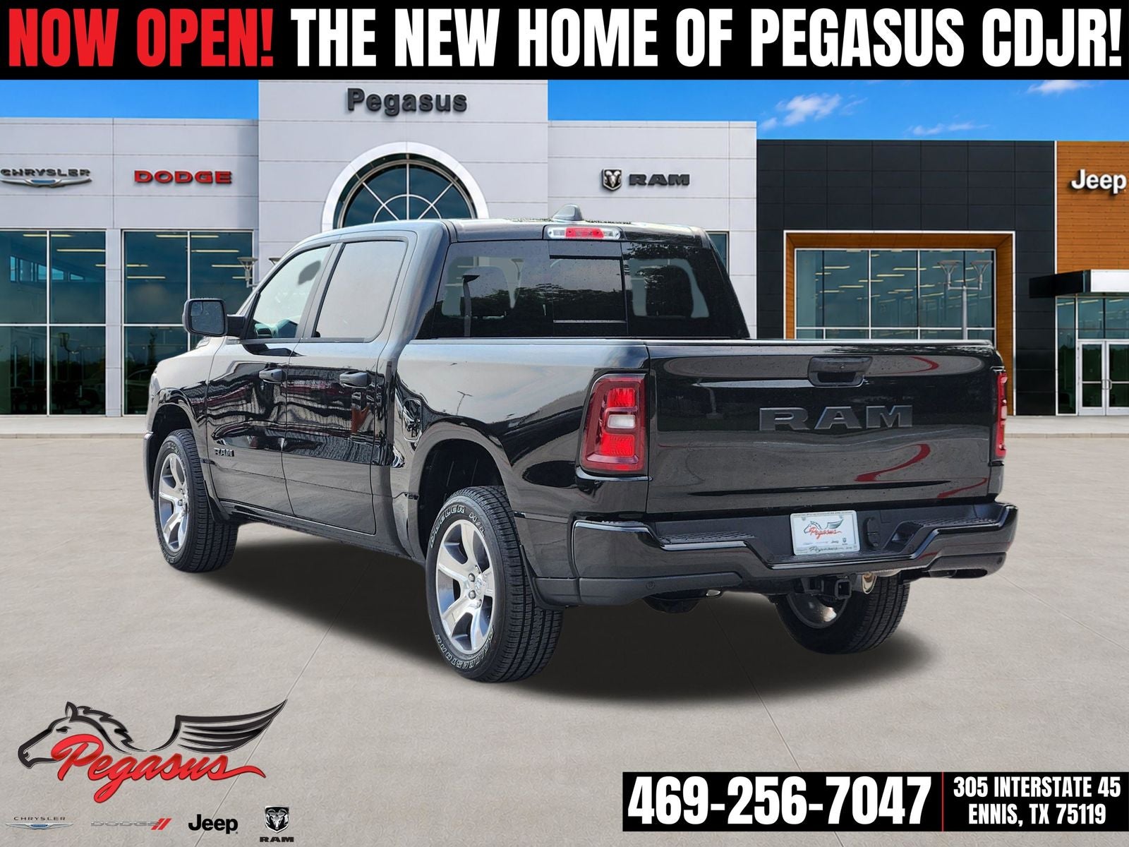 2026 RAM Ram 1500 RAM 1500 EXPRESS CREW CAB 4X2 5'7' BOX