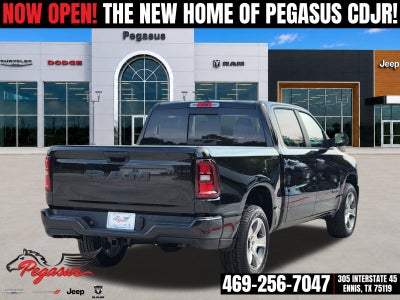 2026 RAM Ram 1500 RAM 1500 EXPRESS CREW CAB 4X2 5'7' BOX