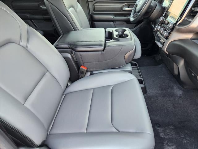 2026 RAM Ram 1500 RAM 1500 TRADESMAN CREW CAB 4X2 6'4' BOX