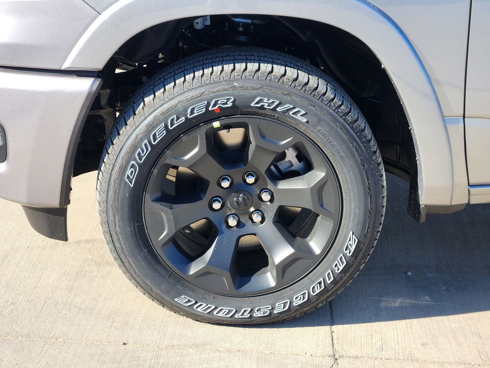 2026 RAM Ram 1500 RAM 1500 LONE STAR CREW CAB 4X4 5'7' BOX