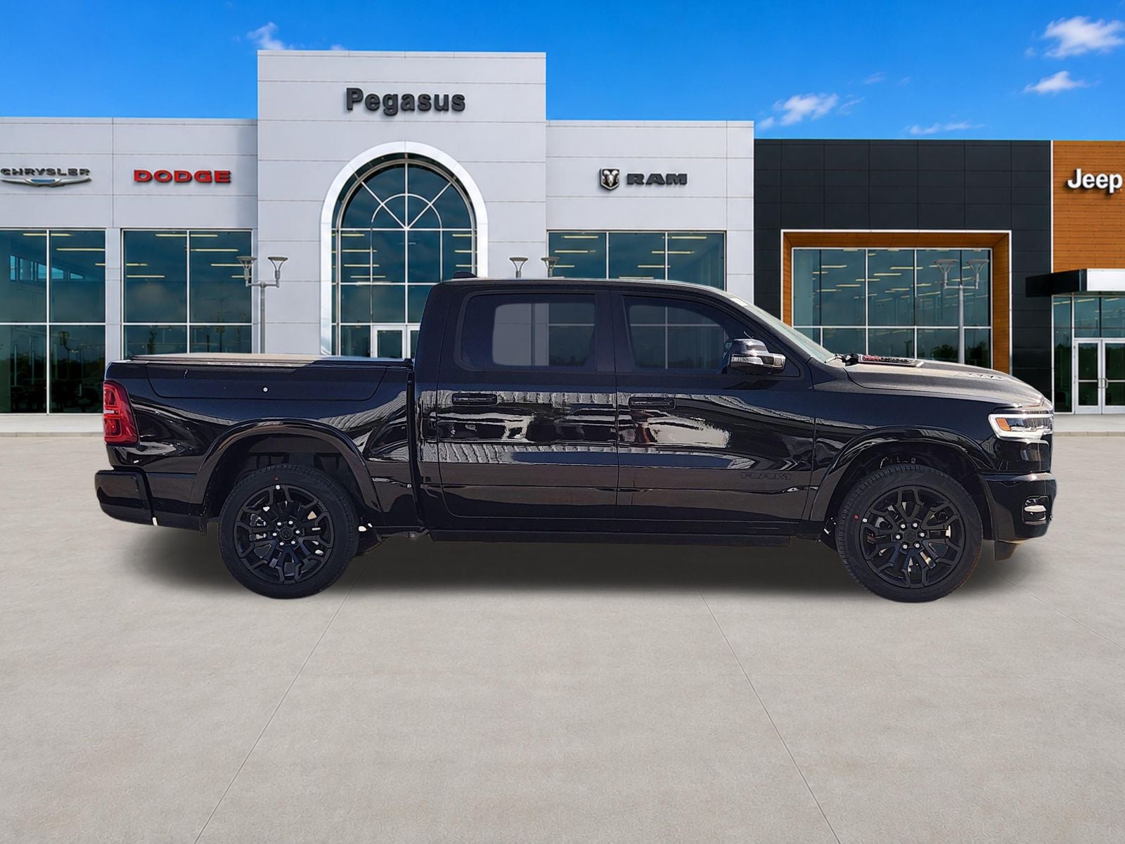 2026 RAM Ram 1500 RAM 1500 LIMITED CREW CAB 4X4 5'7' BOX
