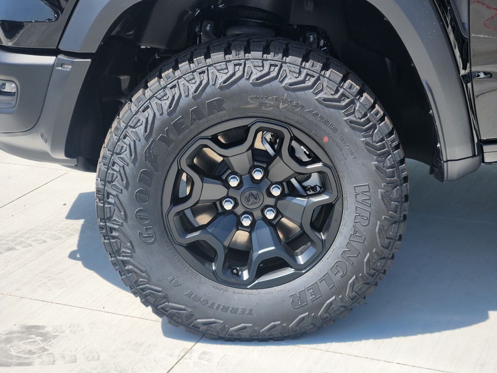 2026 RAM Ram 1500 RAM 1500 RHO CREW CAB 4X4 5'7' BOX