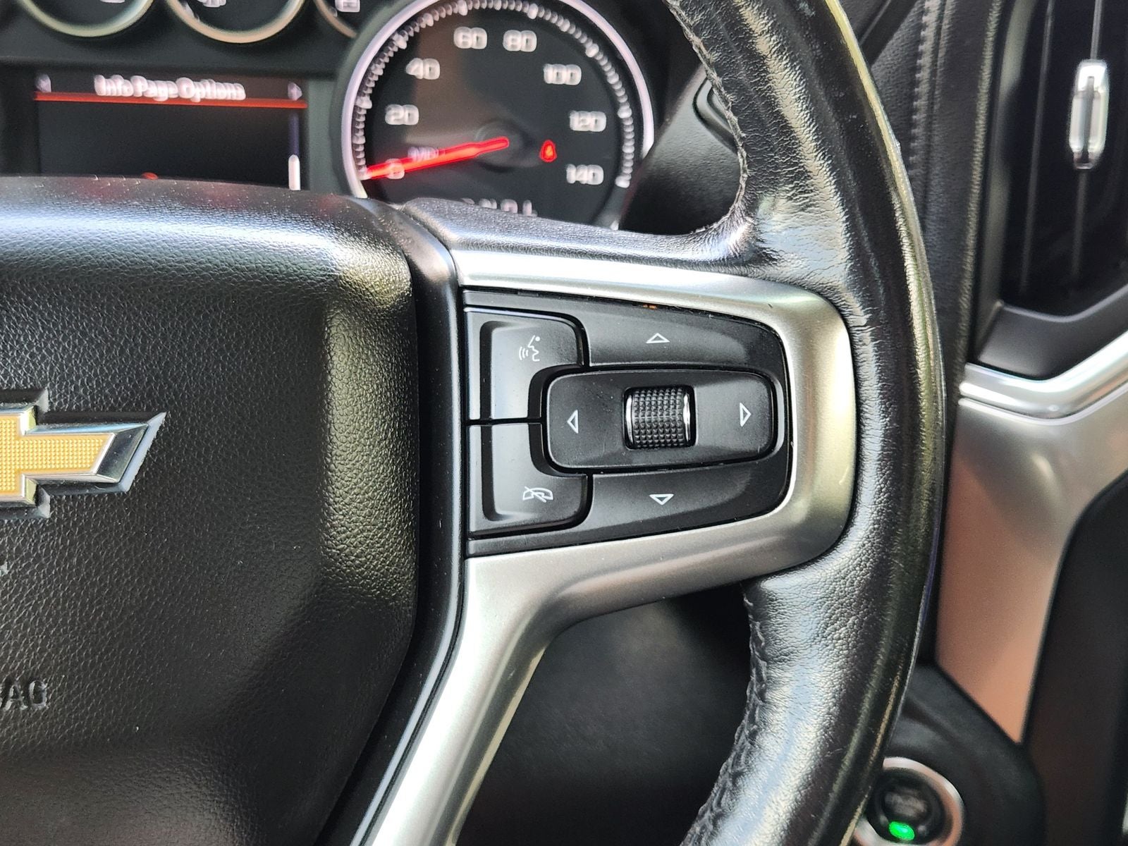 2020 Chevrolet Silverado 1500 2WD Crew Cab Short Bed LT
