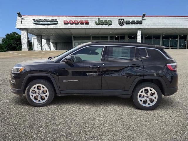2026 Jeep Compass COMPASS LATITUDE 4X4