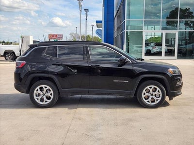 2026 Jeep Compass COMPASS LATITUDE 4X4