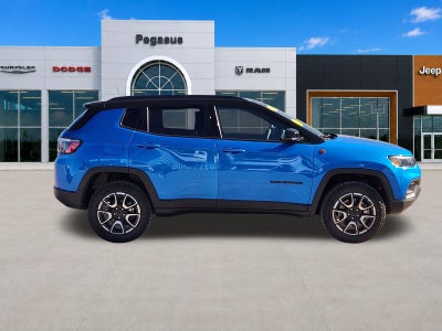 2025 Jeep Compass COMPASS TRAILHAWK 4X4