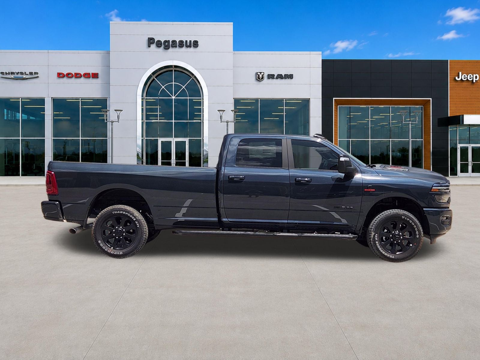 2026 RAM Ram 3500 RAM 3500 LARAMIE CREW CAB 4X4 8' BOX