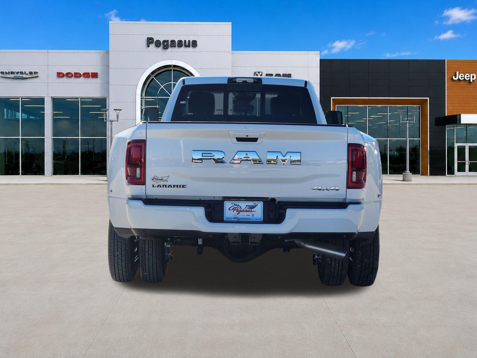 2026 RAM Ram 3500 RAM 3500 LARAMIE CREW CAB 4X4 8' BOX