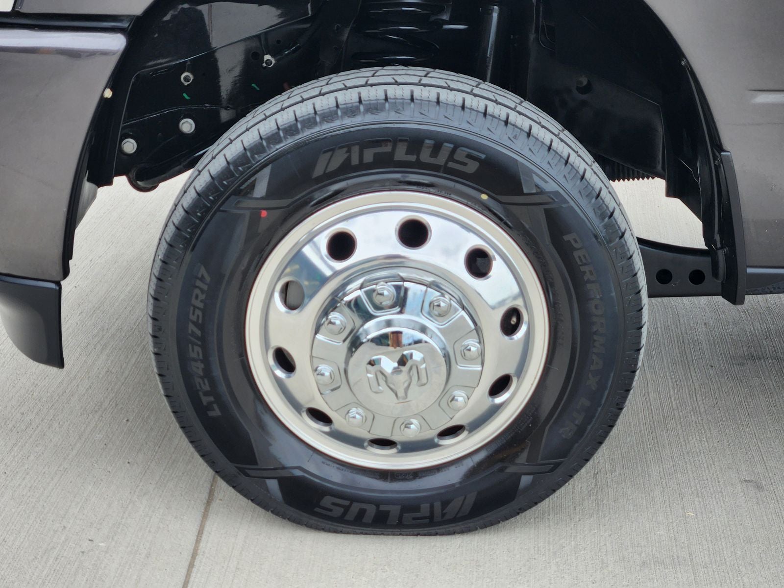 2024 RAM Ram 3500 Laramie Crew Cab 4x4 8' Box