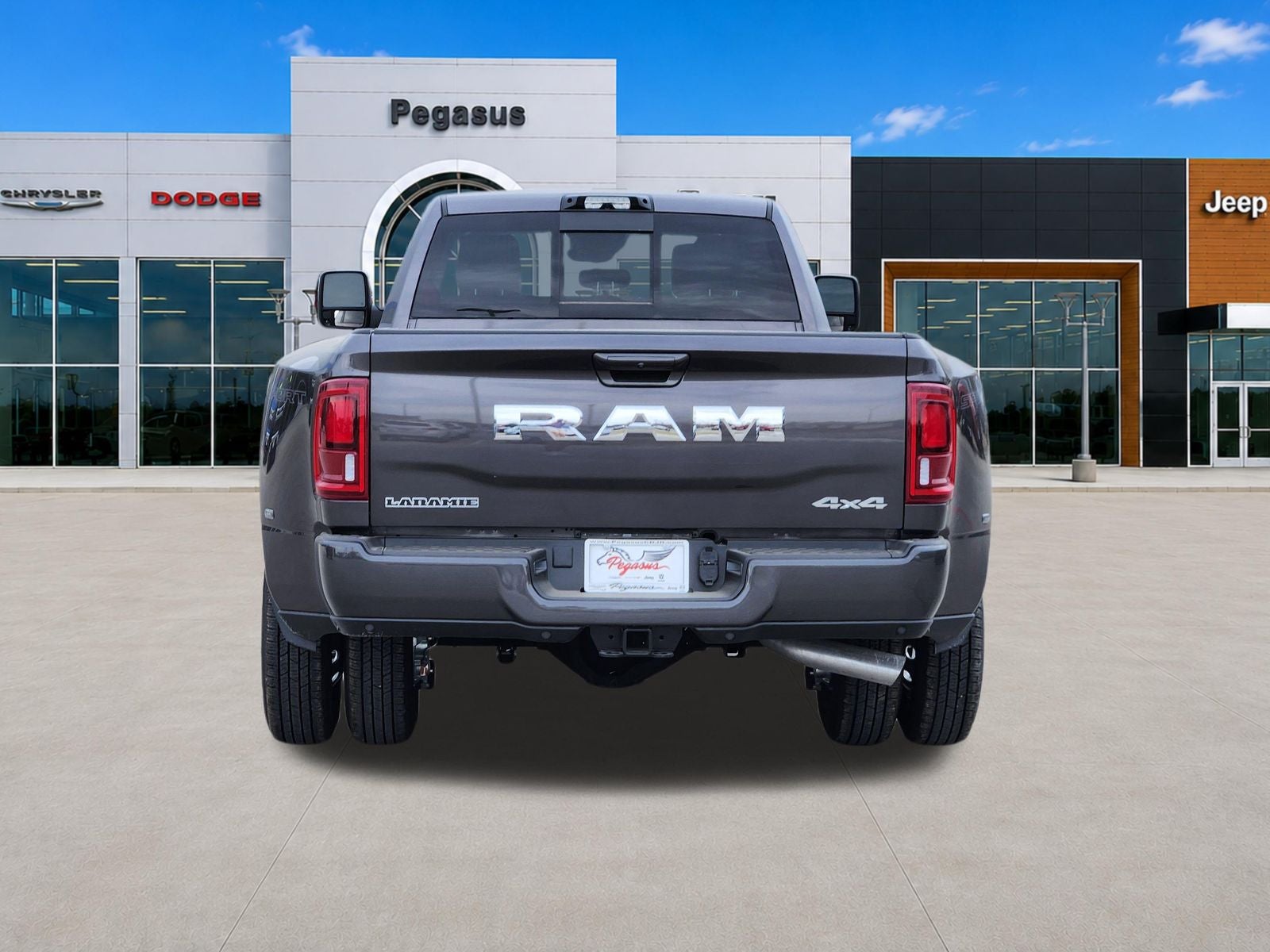 2026 RAM Ram 3500 RAM 3500 LARAMIE CREW CAB 4X4 8' BOX