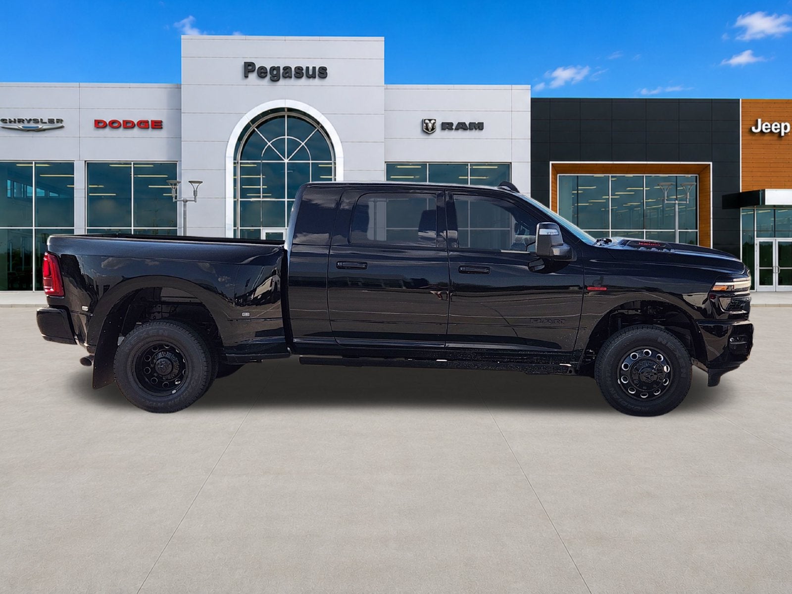 2026 RAM Ram 3500 RAM 3500 LARAMIE MEGA CAB 4X4 6'4' BOX
