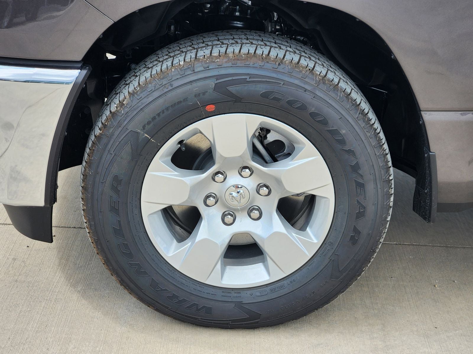 2026 RAM Ram 1500 RAM 1500 LONE STAR CREW CAB 4X2 5'7' BOX