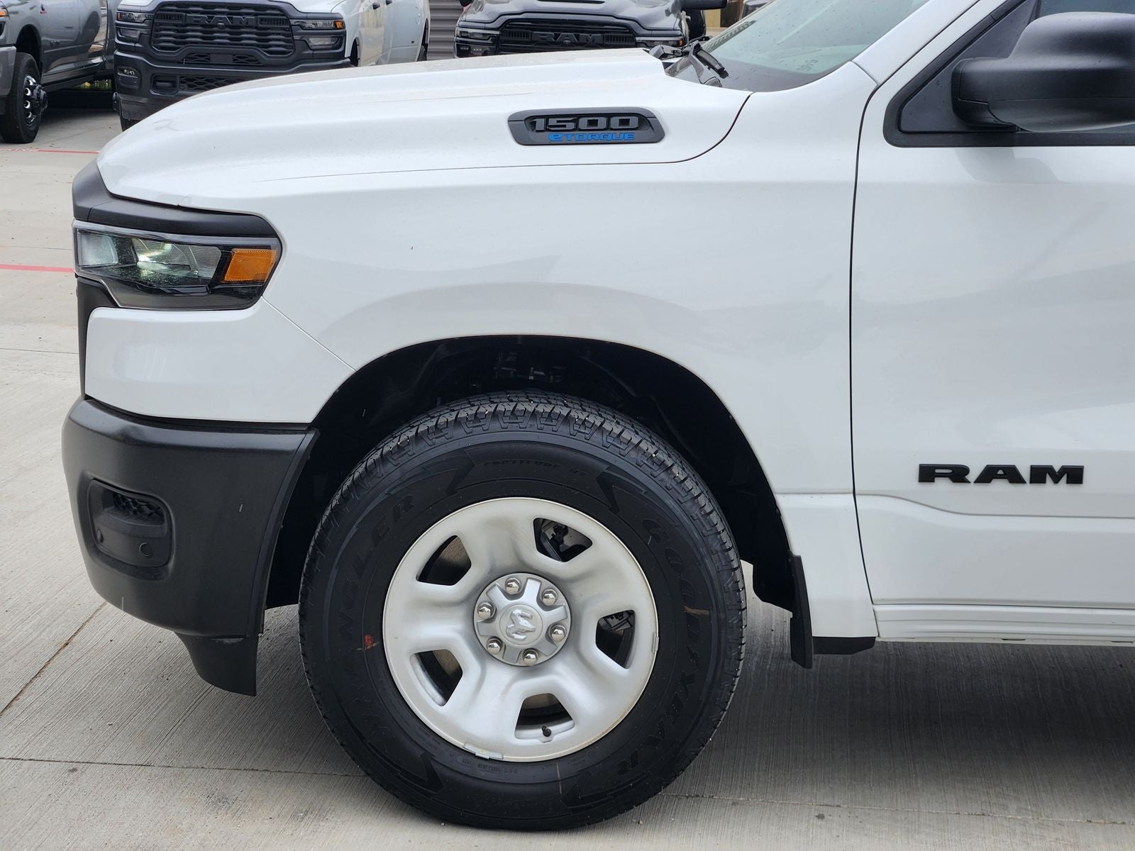 2026 RAM Ram 1500 RAM 1500 TRADESMAN CREW CAB 4X2 5'7' BOX