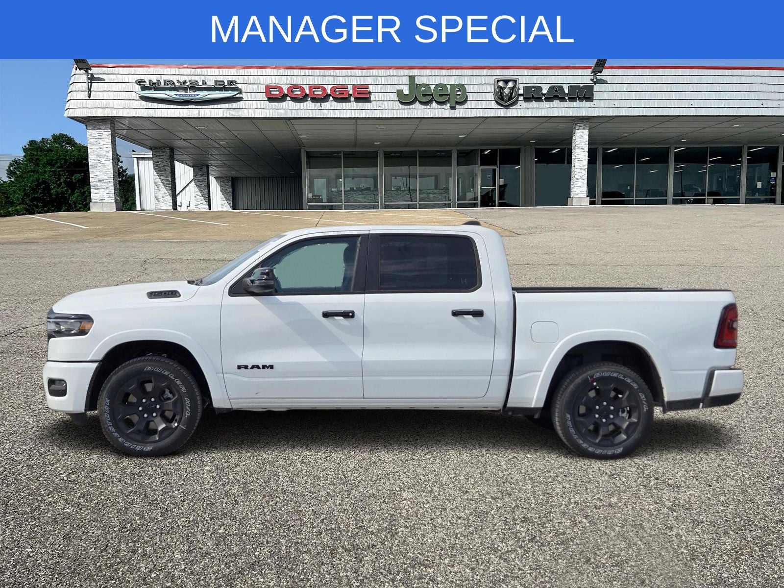 2026 RAM Ram 1500 RAM 1500 LONE STAR CREW CAB 4X4 5'7' BOX