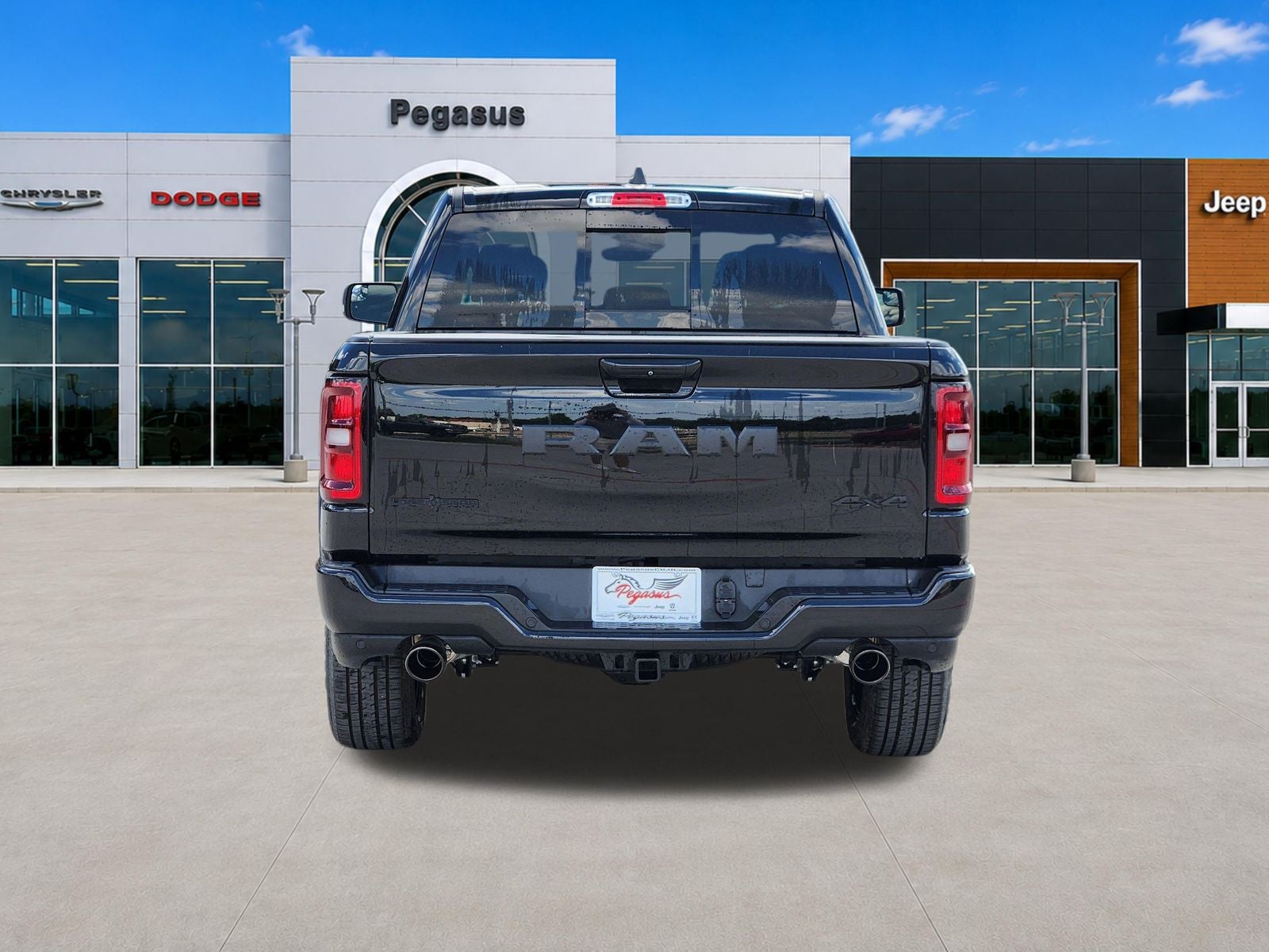 2026 RAM Ram 1500 RAM 1500 LONE STAR CREW CAB 4X4 5'7' BOX