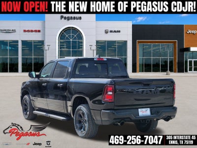 2026 RAM Ram 1500 RAM 1500 EXPRESS CREW CAB 4X4 5'7' BOX