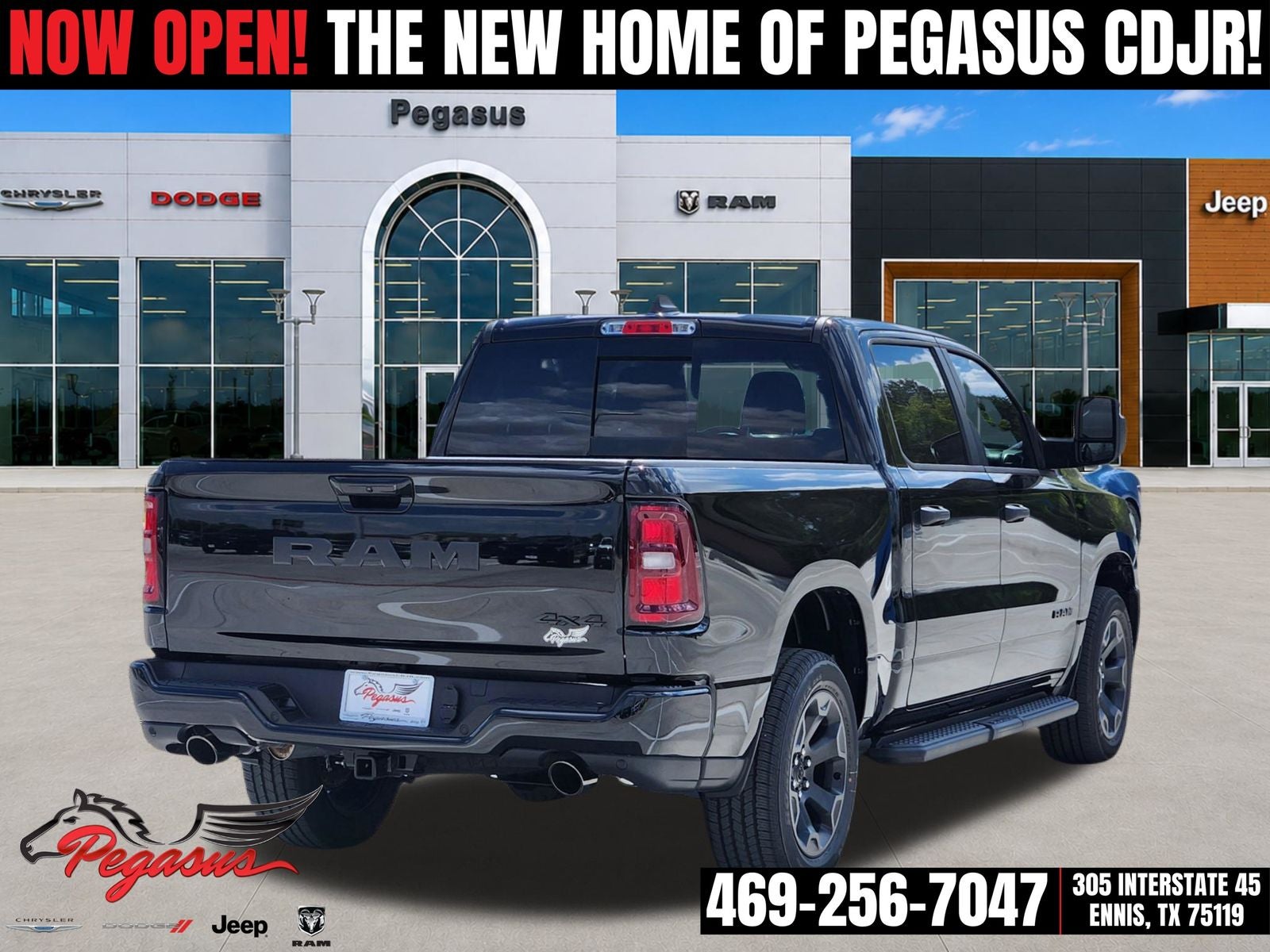 2026 RAM Ram 1500 RAM 1500 EXPRESS CREW CAB 4X4 5'7' BOX