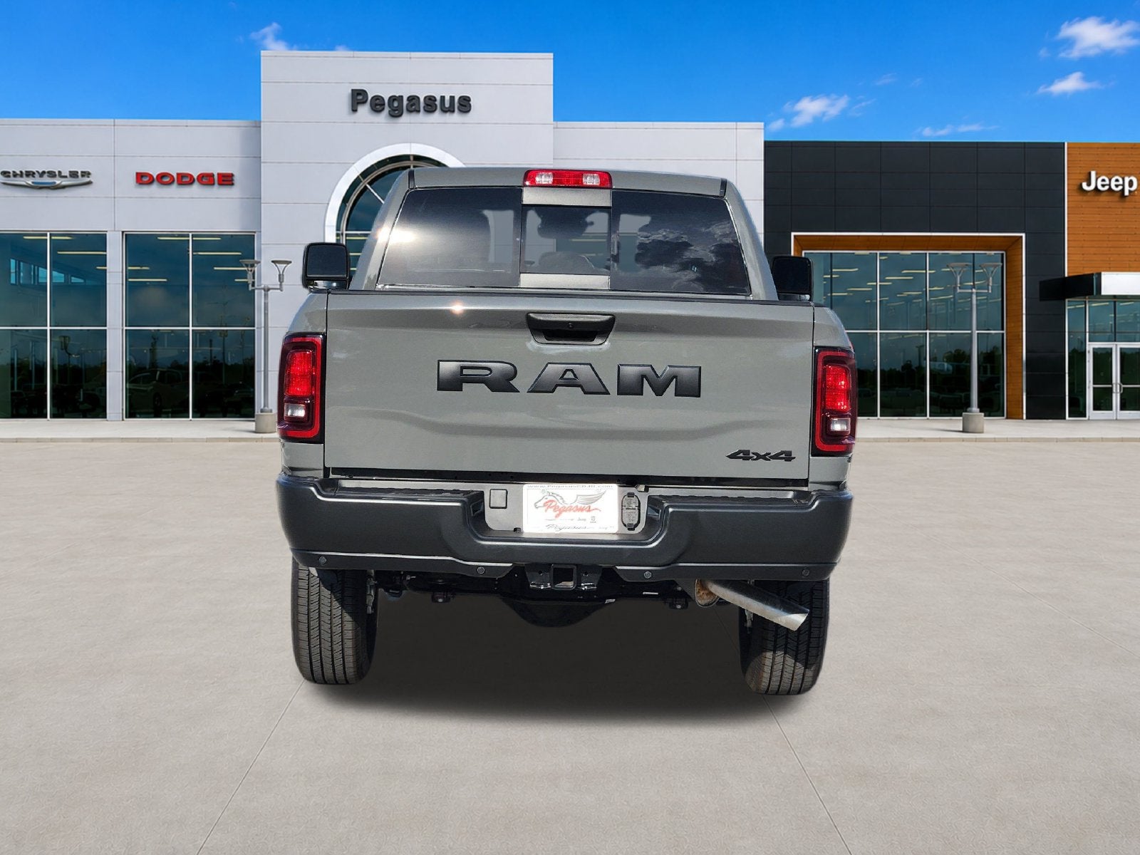 2027 RAM Ram 2500 RAM 2500 TRADESMAN CREW CAB 4X4 6'4' BOX