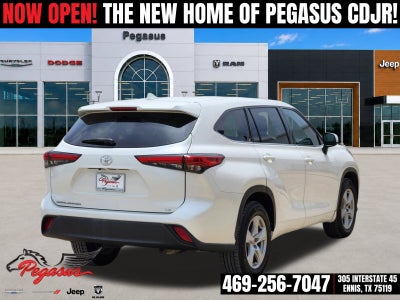 2021 Toyota Highlander LE