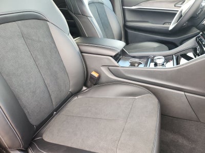2027 Jeep Grand Cherokee GRAND CHEROKEE LAREDO ALTITUDE 4X2