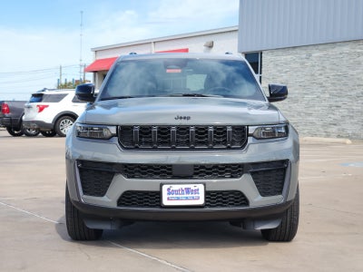 2027 Jeep Grand Cherokee GRAND CHEROKEE LAREDO ALTITUDE 4X2