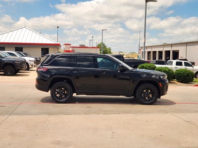 2026 Jeep Grand Cherokee GRAND CHEROKEE LAREDO ALTITUDE 4X2