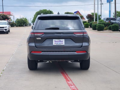 2026 Jeep Grand Cherokee GRAND CHEROKEE LAREDO ALTITUDE 4X2