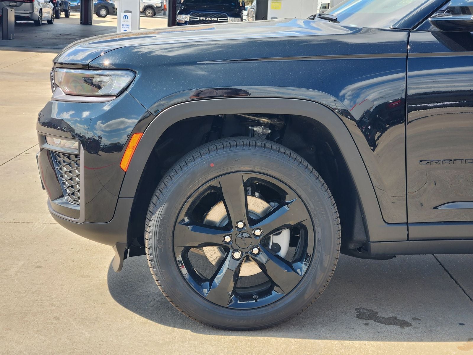2026 Jeep Grand Cherokee GRAND CHEROKEE LIMITED 4X2