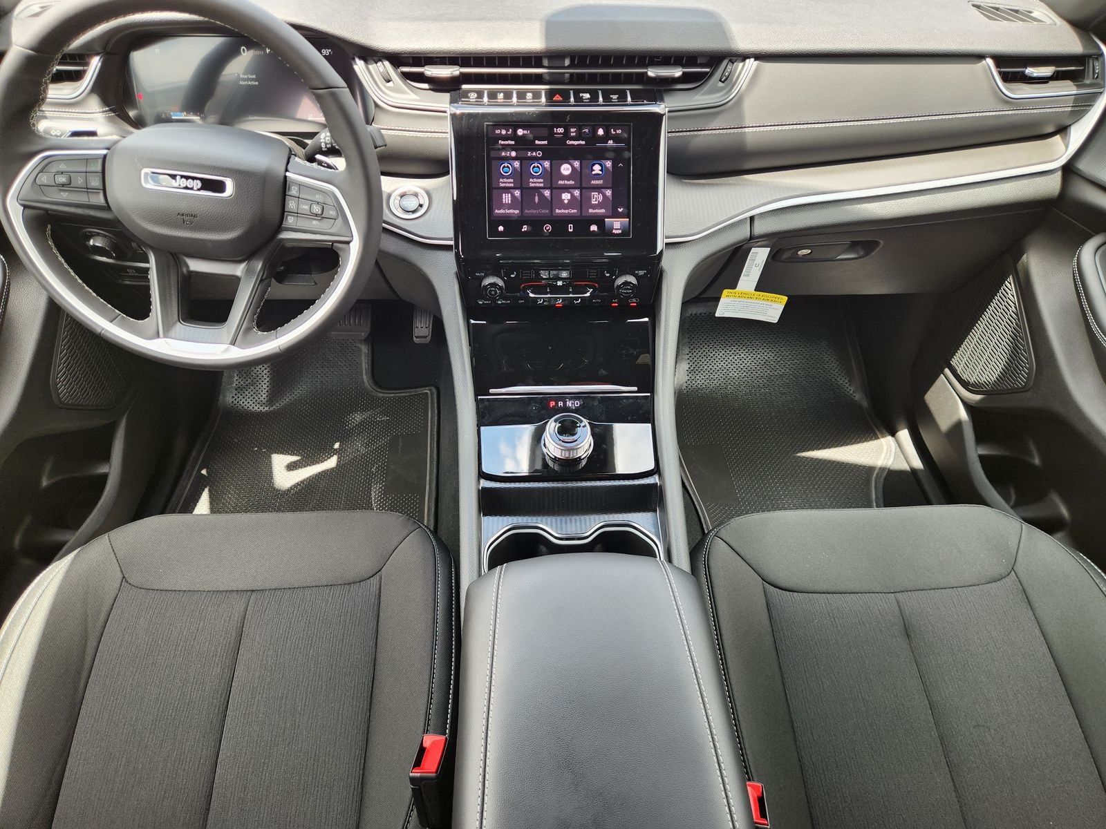 2026 Jeep Grand Cherokee GRAND CHEROKEE LAREDO X 4X4