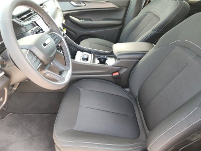 2026 Jeep Grand Cherokee GRAND CHEROKEE L LAREDO 4X2
