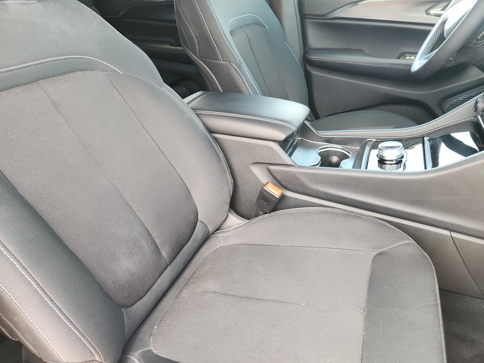 2026 Jeep Grand Cherokee GRAND CHEROKEE L LAREDO 4X2