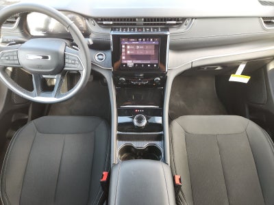 2026 Jeep Grand Cherokee GRAND CHEROKEE L LAREDO 4X2