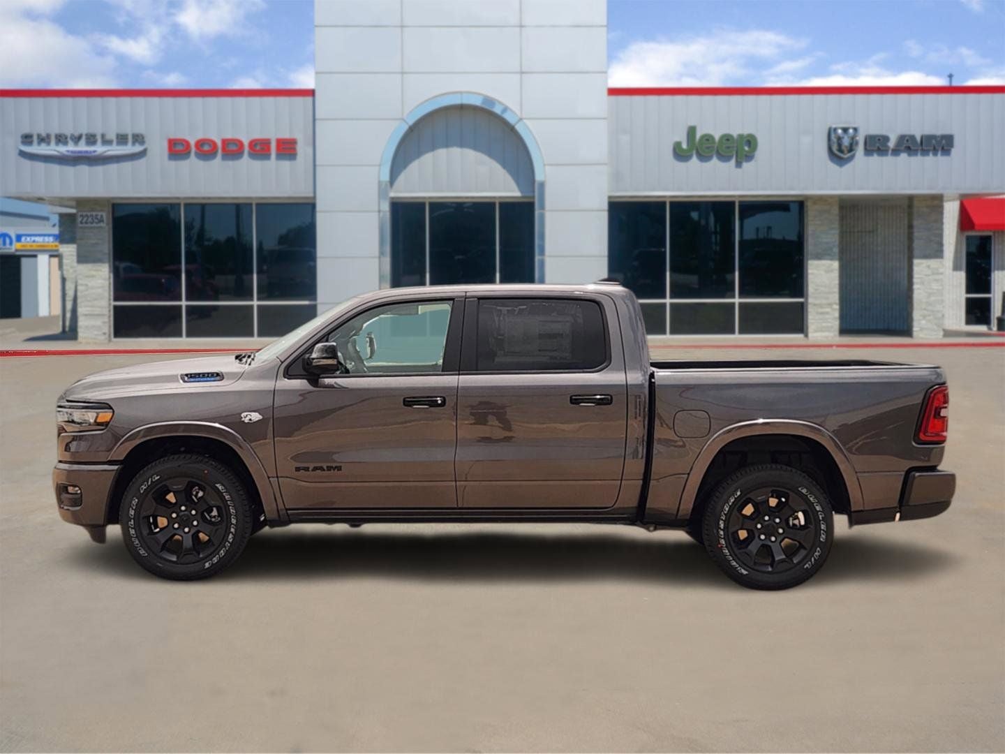 2026 RAM Ram 1500 RAM 1500 LONE STAR CREW CAB 4X2 5'7' BOX