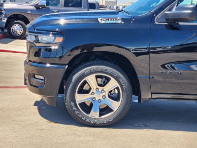 2026 RAM Ram 1500 RAM 1500 EXPRESS CREW CAB 4X2 5'7' BOX