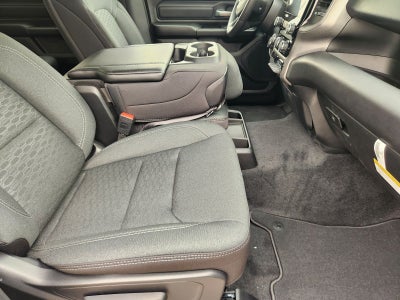 2026 RAM Ram 1500 RAM 1500 EXPRESS CREW CAB 4X2 5'7' BOX