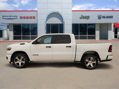 2026 RAM Ram 1500 RAM 1500 EXPRESS CREW CAB 4X2 5'7' BOX