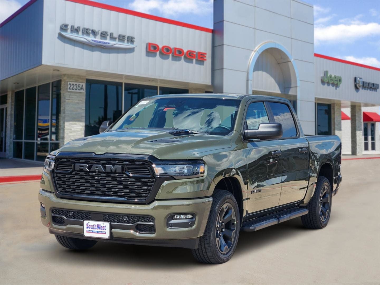 2026 RAM Ram 1500 RAM 1500 EXPRESS CREW CAB 4X4 5'7' BOX