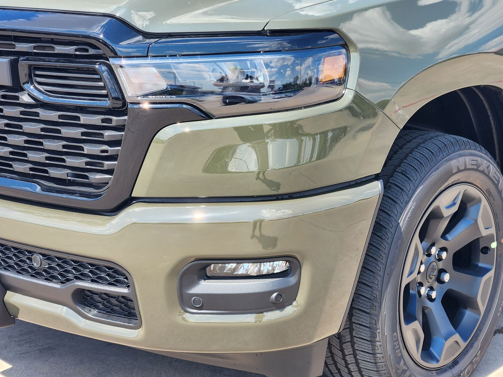2026 RAM Ram 1500 RAM 1500 EXPRESS CREW CAB 4X4 5'7' BOX