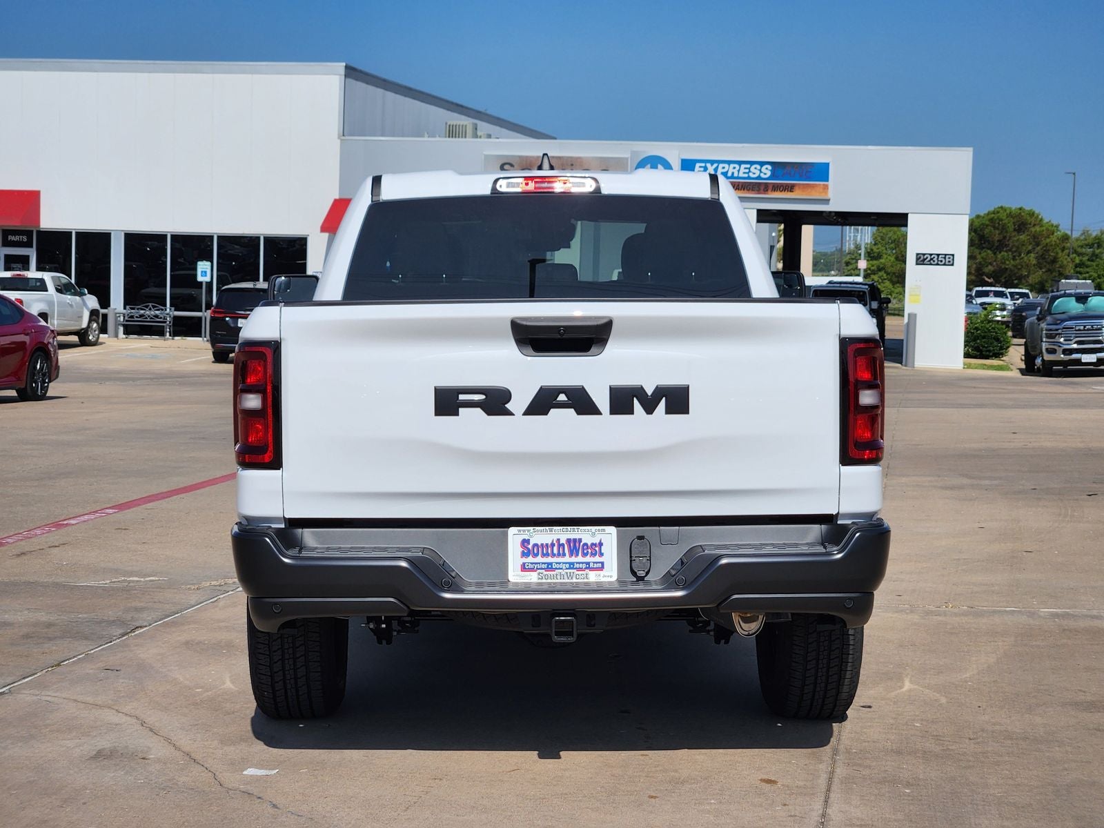 2026 RAM Ram 1500 RAM 1500 TRADESMAN QUAD CAB 4X2 6'4' BOX