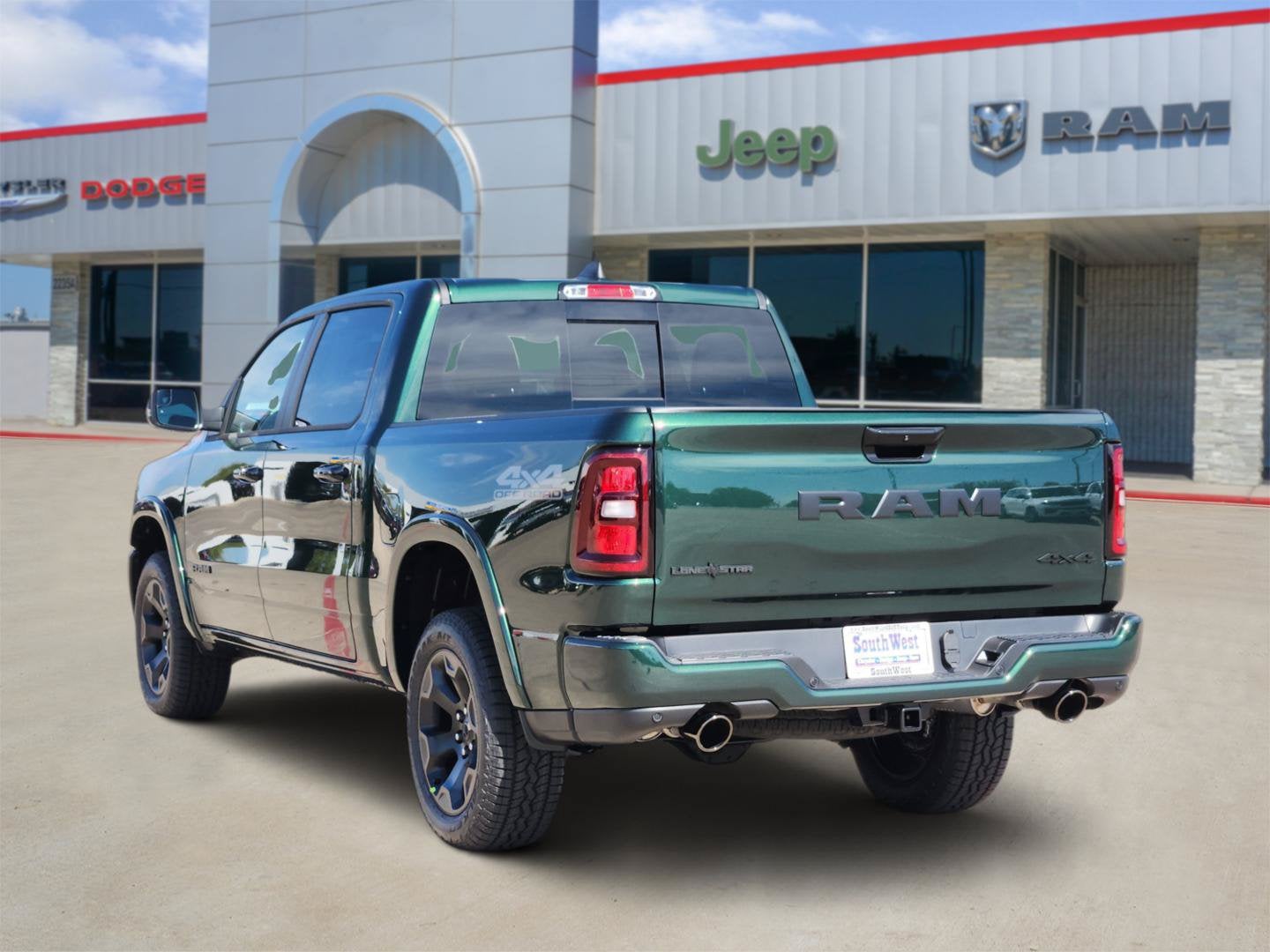 2027 RAM Ram 1500 RAM 1500 LONE STAR CREW CAB 4X4 5'7' BOX