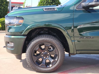 2027 RAM Ram 1500 RAM 1500 LONE STAR CREW CAB 4X4 5'7' BOX
