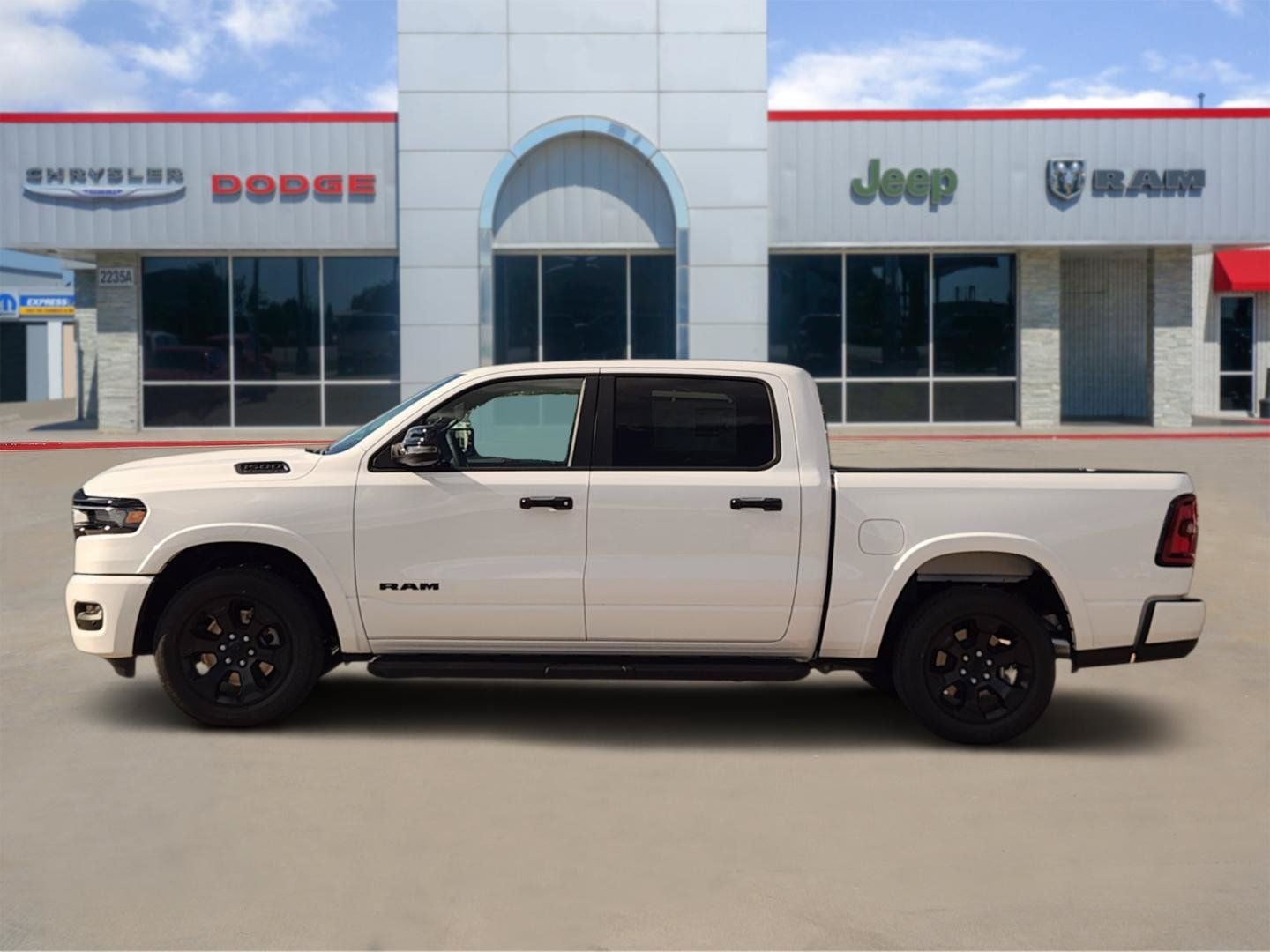 2027 RAM Ram 1500 RAM 1500 LONE STAR CREW CAB 4X4 5'7' BOX
